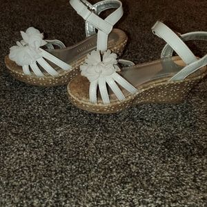 🍀4/$15🍀Girls Wedge Sandals